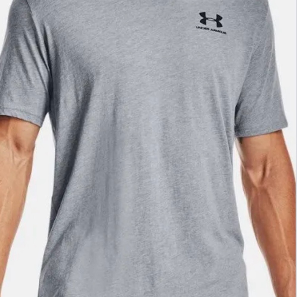 Under Armour Men's Heather Gray Short Sleeve Tee